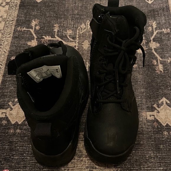 5.11 Tactical Women's Black Boots - Picture 3 of 5